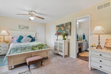 Looking for a fully updated Table Rock Lake WINTER lake view on Kimberling City Golf Club in Missouri - for sale on GolfHomes.com, golf home, golf lot