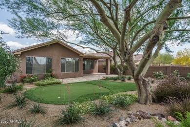 Located in guard-gated Anthem Country Club, this move-in ready on Anthem Golf and Country Club  in Arizona - for sale on GolfHomes.com, golf home, golf lot