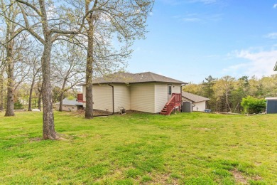 Looking for a fully updated Table Rock Lake WINTER lake view on Kimberling City Golf Club in Missouri - for sale on GolfHomes.com, golf home, golf lot