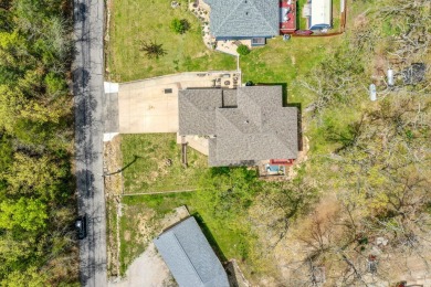 Looking for a fully updated Table Rock Lake WINTER lake view on Kimberling City Golf Club in Missouri - for sale on GolfHomes.com, golf home, golf lot