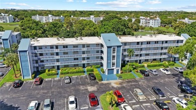 Welcome to this spacious 2-bedroom, 2-bath condo that offers on Oriole Golf and Tennis Club in Florida - for sale on GolfHomes.com, golf home, golf lot