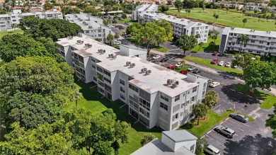 Welcome to this spacious 2-bedroom, 2-bath condo that offers on Oriole Golf and Tennis Club in Florida - for sale on GolfHomes.com, golf home, golf lot