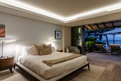 RESORT LIVING. PRIVATE POOL. YOUR BEACHFRONT ESCAPE. A rare on Hapuna Golf Course in Hawaii - for sale on GolfHomes.com, golf home, golf lot