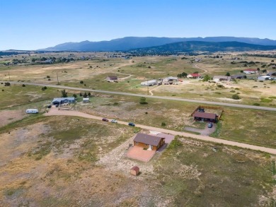This charming 3-bed, 2-bath ranch offers modern finishes, a on Hollydot Golf Course in Colorado - for sale on GolfHomes.com, golf home, golf lot