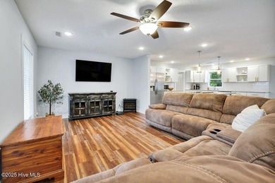 Welcome to 1012 E Moore St., a beautifully renovated ranch-style on The Lakes Country Club in North Carolina - for sale on GolfHomes.com, golf home, golf lot