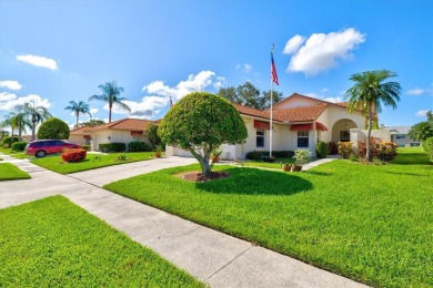 Golf lover's dream--this move-in ready home is priced to sell on Peridia Golf and Country Club in Florida - for sale on GolfHomes.com, golf home, golf lot