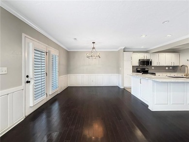 Fantastic opportunity for a luxurious, low-maintenance living in on Pinnacle Country Club in Arkansas - for sale on GolfHomes.com, golf home, golf lot