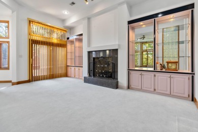 Welcome to this exceptional custom-built residence on the on Eagles Nest Country Club in Kentucky - for sale on GolfHomes.com, golf home, golf lot