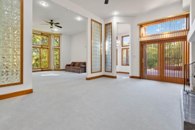 Welcome to this exceptional custom-built residence on the on Eagles Nest Country Club in Kentucky - for sale on GolfHomes.com, golf home, golf lot