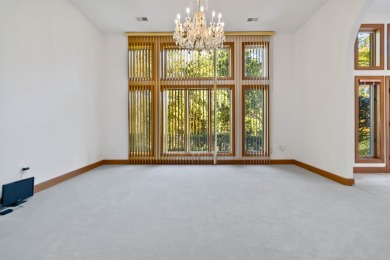 Welcome to this exceptional custom-built residence on the on Eagles Nest Country Club in Kentucky - for sale on GolfHomes.com, golf home, golf lot