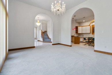 Welcome to this exceptional custom-built residence on the on Eagles Nest Country Club in Kentucky - for sale on GolfHomes.com, golf home, golf lot