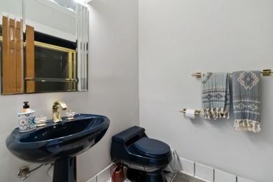 Welcome to this exceptional custom-built residence on the on Eagles Nest Country Club in Kentucky - for sale on GolfHomes.com, golf home, golf lot