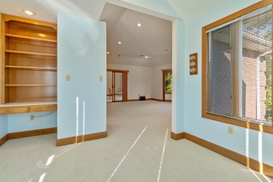 Welcome to this exceptional custom-built residence on the on Eagles Nest Country Club in Kentucky - for sale on GolfHomes.com, golf home, golf lot