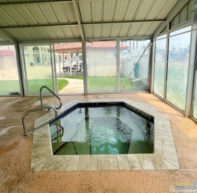 SENSATIONAL SUNSETS AWAIT!!  Welcome to this gorgeous 1,244 sq on Long Island Golf Course in Texas - for sale on GolfHomes.com, golf home, golf lot