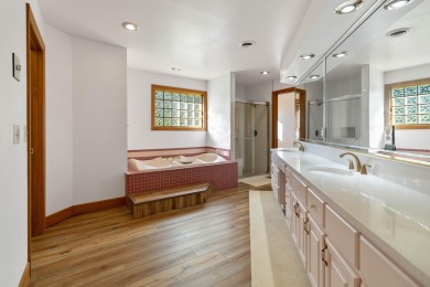 Welcome to this exceptional custom-built residence on the on Eagles Nest Country Club in Kentucky - for sale on GolfHomes.com, golf home, golf lot