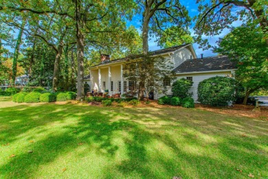 CLASSIC STYLE and SOUTHERN CHARM are evident. In this Pleasant on Pleasant Valley Country Club in Arkansas - for sale on GolfHomes.com, golf home, golf lot