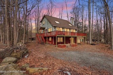 Great renovation opportunity in The Hideout! This 3-bedroom on The Hideout Golf in Pennsylvania - for sale on GolfHomes.com, golf home, golf lot