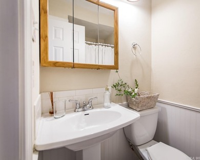 Welcome to this 2 bed/2 bath FURNISHED condominium. Featuring 2 on Mountain Ranch Golf Club in Arkansas - for sale on GolfHomes.com, golf home, golf lot