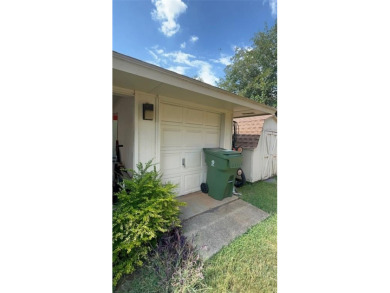 CONCESSIONS AVAILABLE.....One-owner home in highly sought-after on Walnut Creek Country Club in Texas - for sale on GolfHomes.com, golf home, golf lot