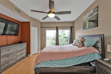Charming 2-Bedroom, 2.5-Bathroom Townhouse on Deep Creek Golf on Deep Creek Golf Club in Florida - for sale on GolfHomes.com, golf home, golf lot