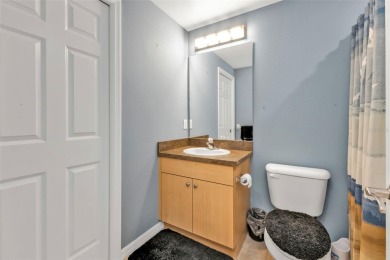 Charming 2-Bedroom, 2.5-Bathroom Townhouse on Deep Creek Golf on Deep Creek Golf Club in Florida - for sale on GolfHomes.com, golf home, golf lot