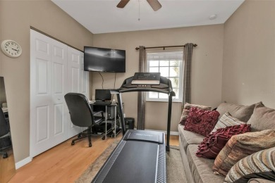 Charming 2-Bedroom, 2.5-Bathroom Townhouse on Deep Creek Golf on Deep Creek Golf Club in Florida - for sale on GolfHomes.com, golf home, golf lot