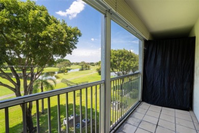 Welcome to this resort style community! This 2 Bed/ 1.5 Bath on Flamingo Lakes Country Club in Florida - for sale on GolfHomes.com, golf home, golf lot