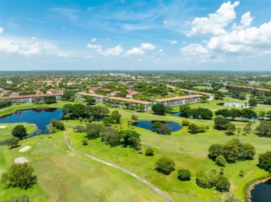 Welcome to this resort style community! This 2 Bed/ 1.5 Bath on Flamingo Lakes Country Club in Florida - for sale on GolfHomes.com, golf home, golf lot