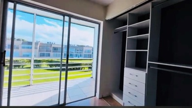 **55+ Community Nice kitchen- spectacular closet in bedroom- on Sunrise Lakes Phase III in Florida - for sale on GolfHomes.com, golf home, golf lot