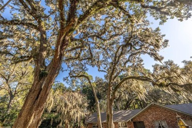 Imagine living on a beautiful island with NO TRAFFIC LIGHTS! on Jekyll Island Golf Club in Georgia - for sale on GolfHomes.com, golf home, golf lot
