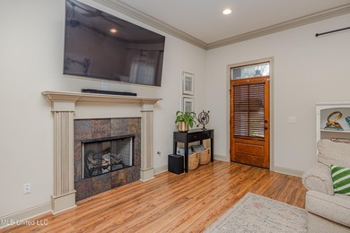 Welcome home to 890 Willow Grande Cir in Castlewoods of Brandon on Castlewoods Golf Club in Mississippi - for sale on GolfHomes.com, golf home, golf lot