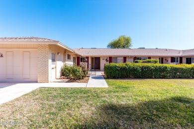 Great retirement home in Sun City! Well maintained Gemini home on Sun City Lakes West and East in Arizona - for sale on GolfHomes.com, golf home, golf lot
