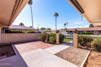 Great retirement home in Sun City! Well maintained Gemini home on Sun City Lakes West and East in Arizona - for sale on GolfHomes.com, golf home, golf lot