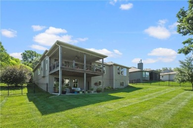 This stunning reverse 1.5 story offers 4 spacious bedrooms, 3 on The Deuce At the National Golf Club of Kansas City in Missouri - for sale on GolfHomes.com, golf home, golf lot