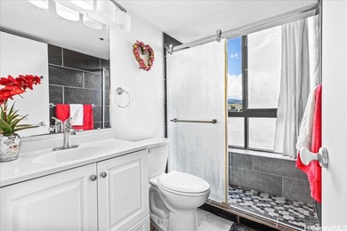 This bright and breezy corner unit features an open floorplan on Honolulu Country Club in Hawaii - for sale on GolfHomes.com, golf home, golf lot