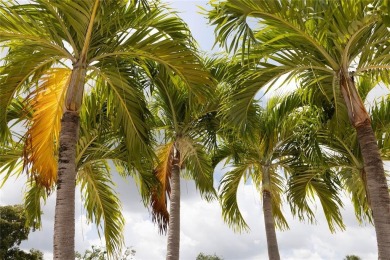 Vacant and move-in ready! Bright, move-in ready 2-Bed, 2-Bath on Oriole Golf and Tennis Club in Florida - for sale on GolfHomes.com, golf home, golf lot