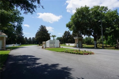 BUILD YOUR NEW HOME IN BRENTWOOD!  Bring your plans and ideas on Brentwood Farms Golf Club in Florida - for sale on GolfHomes.com, golf home, golf lot