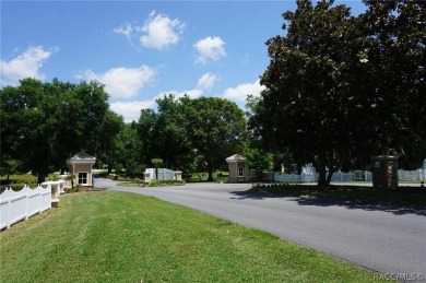 BUILD YOUR NEW HOME IN BRENTWOOD!  Bring your plans and ideas on Brentwood Farms Golf Club in Florida - for sale on GolfHomes.com, golf home, golf lot