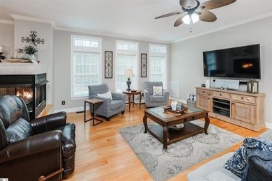 Welcome to 116 Rutledge Lane, nestled within the highly on Tara Golf Club At Savannah Lakes in South Carolina - for sale on GolfHomes.com, golf home, golf lot