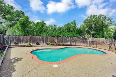 Welcome to this beautifully maintained home featuring 3 spacious on Lone Tree Golf Course in California - for sale on GolfHomes.com, golf home, golf lot