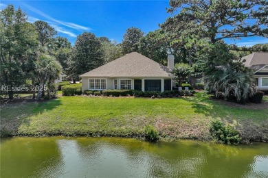 Cottage Lake is the setting of this perfect home in Belfair with on Belfair Golf Club in South Carolina - for sale on GolfHomes.com, golf home, golf lot