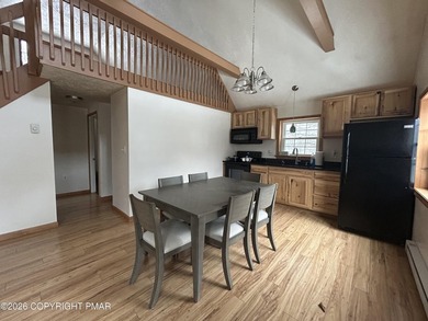 Located in the desirable Emerald Lakes community this 3 bedroom on Pinecrest Lake Golf and Country Club in Pennsylvania - for sale on GolfHomes.com, golf home, golf lot