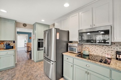 This beautifully maintained single-story home is located in the on The Links At Stoney Point in South Carolina - for sale on GolfHomes.com, golf home, golf lot