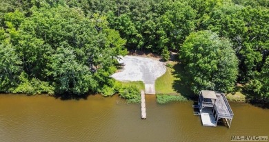 Spacious 1.69 Offshore lot in Great Creek Landing at Lake Gaston on Tanglewood Shores Golf Club in Virginia - for sale on GolfHomes.com, golf home, golf lot