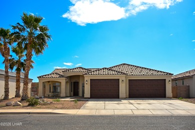 Investor's Opportunity on the Fairway in El Rio Golf Club! on El Rio Golf and Country Club in Arizona - for sale on GolfHomes.com, golf home, golf lot