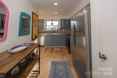 EMBRACE MOUNTAIN LIVING AT LAKE LURE, NC...............Nestled on Rumbling Bald Resort on Lake Lure in North Carolina - for sale on GolfHomes.com, golf home, golf lot