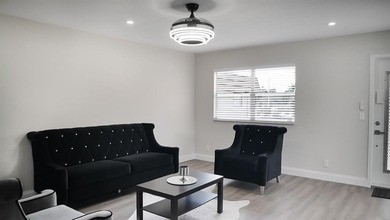 55+ Fully renovated 2/2 condo In the heart of Delray Beach IN on Kings Point Golf -Flanders Way in Florida - for sale on GolfHomes.com, golf home, golf lot