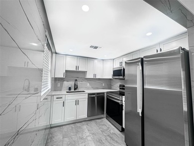 55+ Fully renovated 2/2 condo In the heart of Delray Beach IN on Kings Point Golf -Flanders Way in Florida - for sale on GolfHomes.com, golf home, golf lot