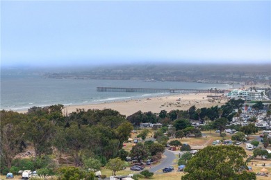 ?

Beachside Bliss Awaits!
This charming tiny home is perched on on Pismo State Beach Golf Course in California - for sale on GolfHomes.com, golf home, golf lot