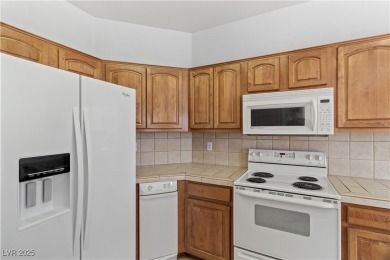 BEST BUY IN DESERT SPRINGS! GOLF COURSE COMMUNITY UNDER $300k!!! on Mojave Resort Golf Club in Nevada - for sale on GolfHomes.com, golf home, golf lot